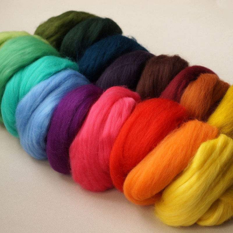 Kammzugset Mix aus 17 leuchtenden & gedeckten Farben