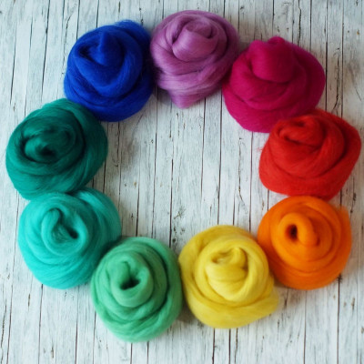 Kammzugset in 9 kunterbunten Farbtönen