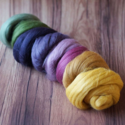 Kammzugset  mit 8 Lila-, Grün- und Gelbtönen