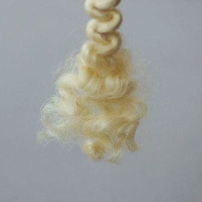 Lockenstrang Hellblond