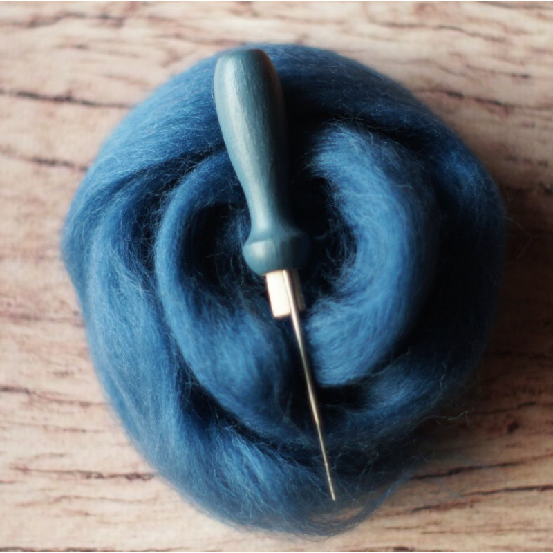 Kleiner Filznadelgriff aus Holz - Taube