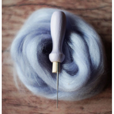 Kleiner Filznadelgriff aus Holz - flieder