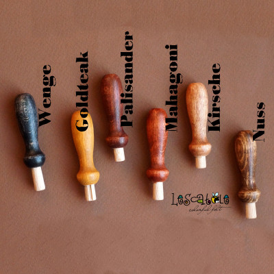 Kleiner Filznadelgriff aus Holz