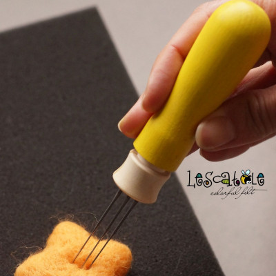 3er-Filznadelgriff aus Holz