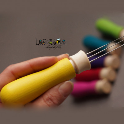 3er-Filznadelgriff aus Holz