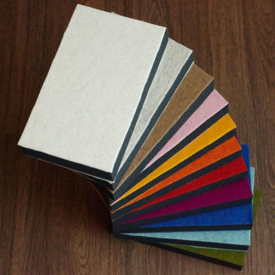 Handgefertigte Stechunterlage zum Nadelfilzen