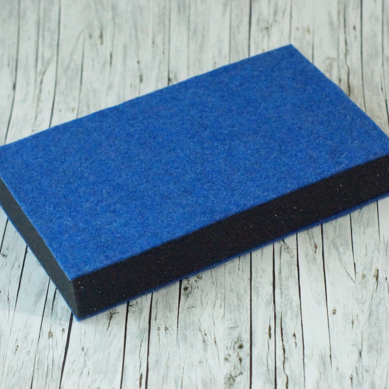 Handgefertigte Stechunterlage zum Nadelfilzen - Blau