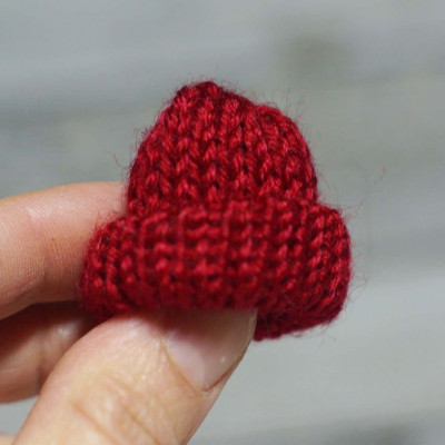 Mini-Strickmützen