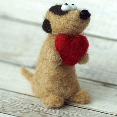 Erdmännchen mit Herz