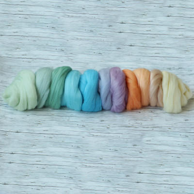 KAMMZUGSET  MIT 11 ZARTEN FARBEN