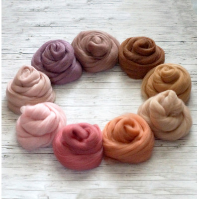 KAMMZUGSET MIT 9 PFIRSICH-ROSA-BRAUNTÖNEN