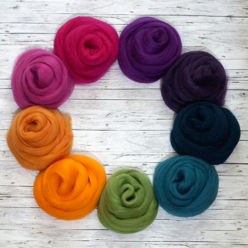 KAMMZUGSET MIT 9 KRÄFTIGEN FARBEN