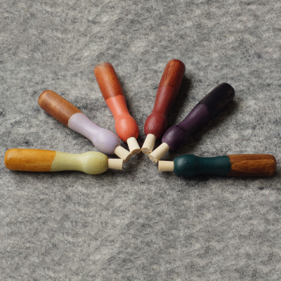 Nadelhalter zweifarbig lackiert