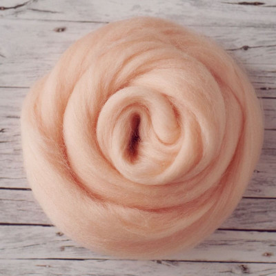 Kammzug Apricot hell